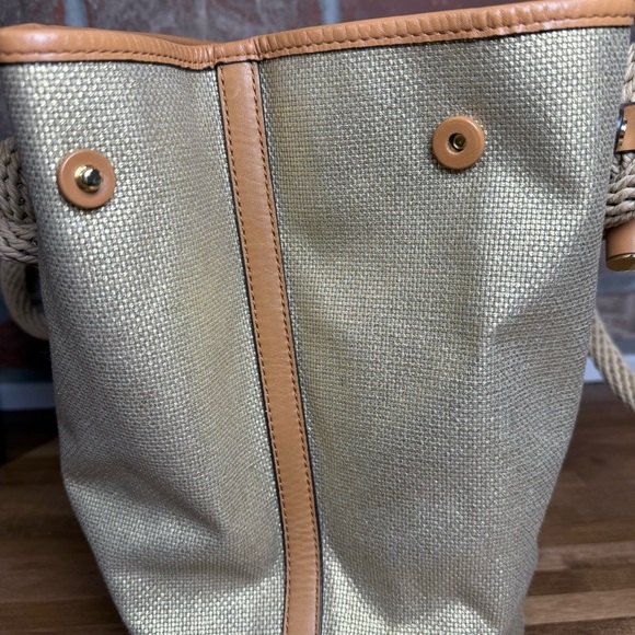 Michael Kors Maritime Large Beach Tote - Picture 4 of 10